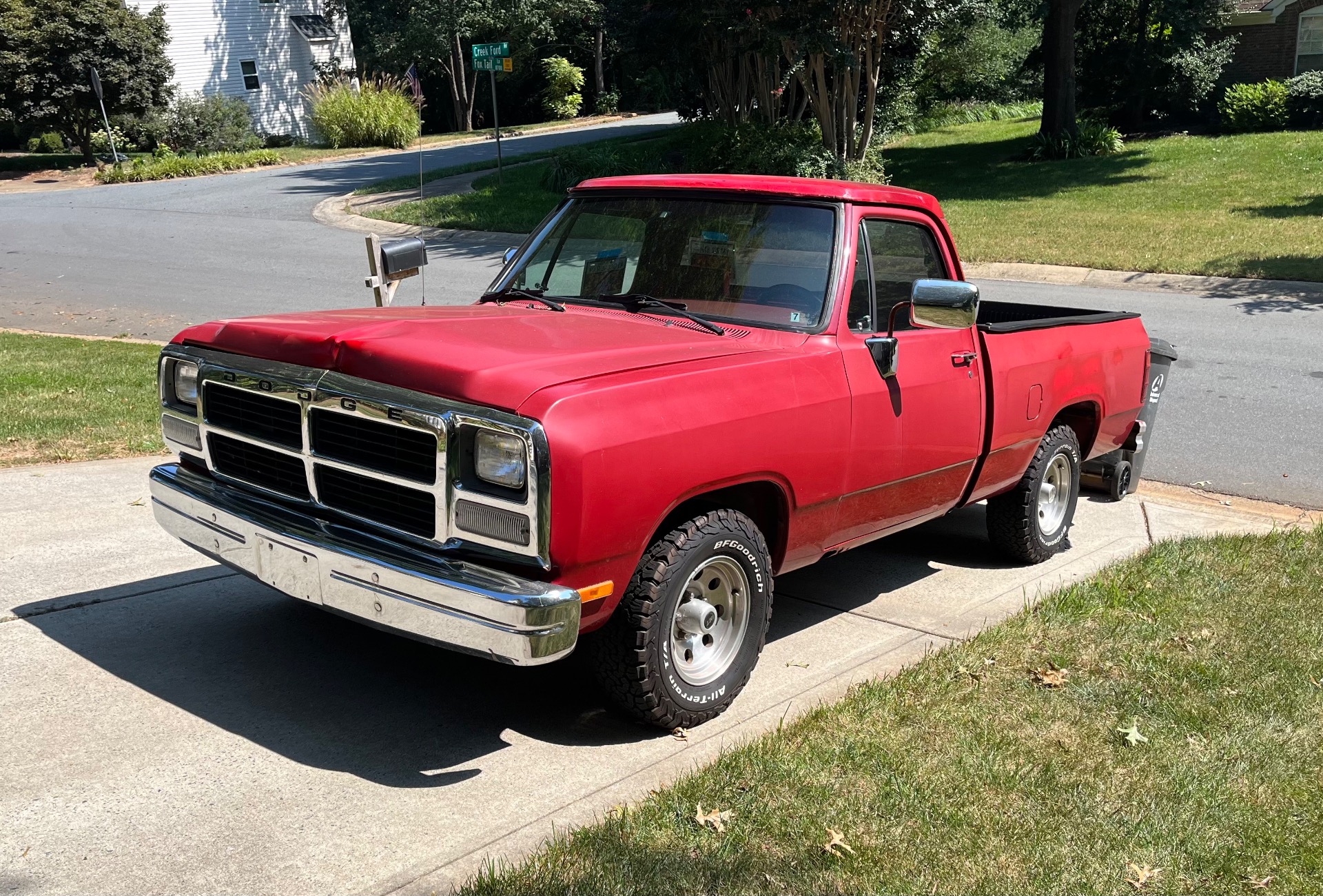 1992 Dodge D150 Pick Up Truck 