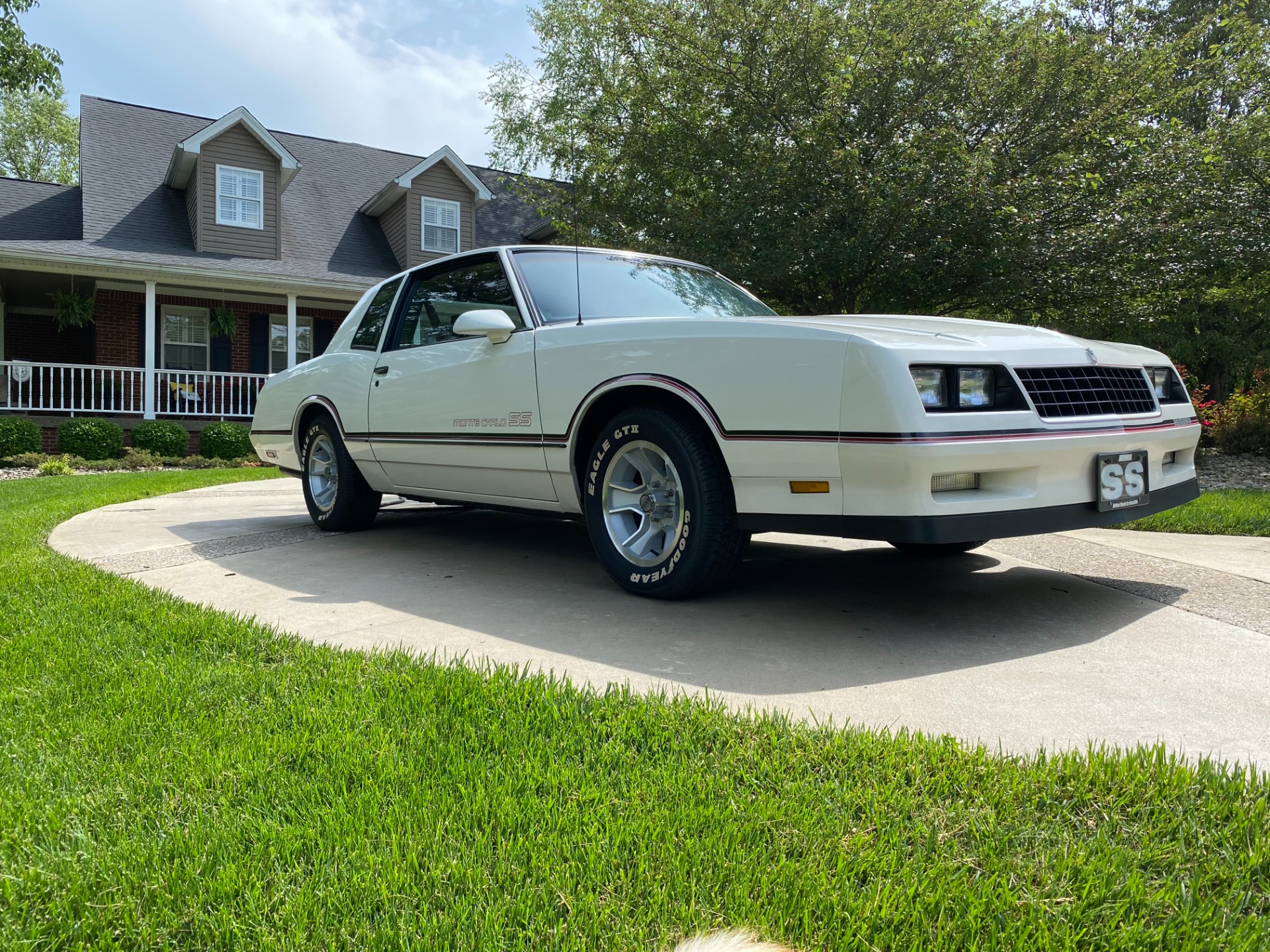 Chevrolet monte carlo 1986